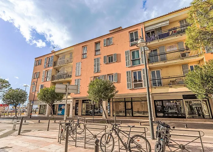 Du Port By Interhome Appartement Saint-Tropez