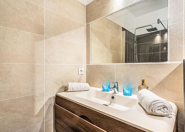 Du Port By Interhome Saint-Tropez